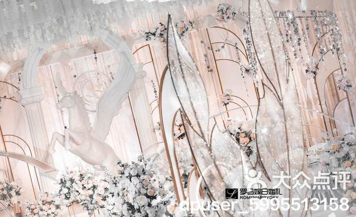 冬奧會(huì)圖標(biāo)人偶